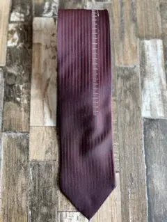DKNY バーガンディ ストライプ ネクタイ