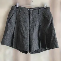 プリーツショートパンツ