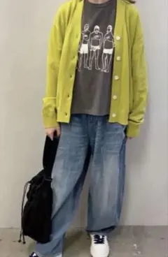 Item thumbnail for item 4972b42c-2e7e-42b9-83ca-a98deaa0ca31