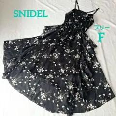 SNIDEL スナイデル 花柄 ボタニカルフラワー キャミワンピース F
