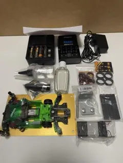 ミニ四駆まとめ売り MSフレキ フルカーボン車 C4充電器 ペタタイヤ ミニ四駆まとめ売り MSフレキ フルカーボン車 C4充電器 ペタタイヤ