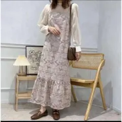 値下げ中　raffime ジャガードバックシャンキャミワンピースのサムネイル
