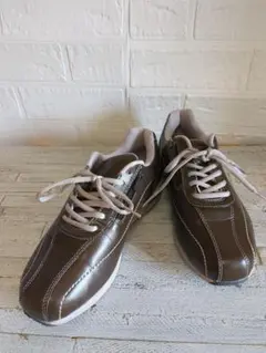 ★美品★ミズノ　スニーカー　サイドジップ　ウォーキング　コンフォート 25 茶色