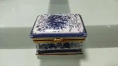 Item thumbnail for item f06863a3-649a-4b2f-b242-17eba0292d64