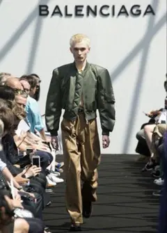 ジャケット・アウター balenciaga 17ss boxy bomber jacket バレンシアガ BALENCIAGA Boxy Bomber Jacket ボクシーボンバー