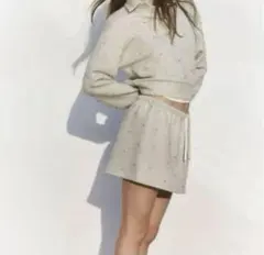 h&m エンベリッシュドスキューバラガースカート　XS