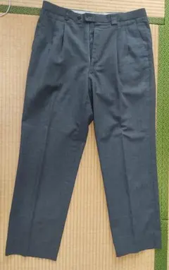希少LANVIN CLASSIQUEの スラックスのサムネイル