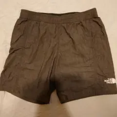 ノースフェイス　ショートパンツ　M　グレーのサムネイル