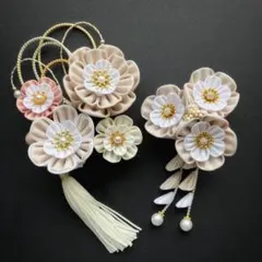 つまみ細工 髪飾り 七五三 成人式 着物 和装　ベージュ系