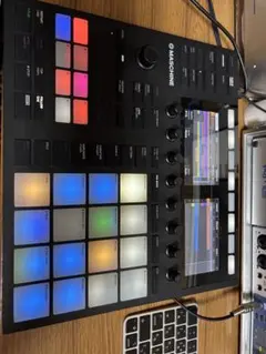 ID付き】MASCHINE MK3 本体 & デッキセーバー & ガイドブック - メルカリ
