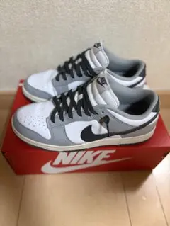 NIKE Dunk Low Gray Whiteのサムネイル