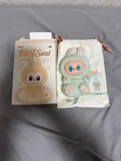 THE MONSTERS Have a Seat QUQU クク　ラブブ