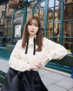 2025年最新】Herlipto パーカーの人気アイテム - メルカリ