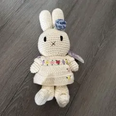 Item thumbnail for item d4f20877-eb37-4c02-a766-a1cdd1b0e408