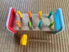 Hape とんかちトントン 木製 知育玩具 ハンマー付き 分解して発送します。のサムネイル