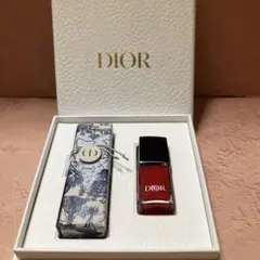 【ほぼ新品】Dior ヴェルニ　999 ルージュ　ネイルエナメル　マニキュア