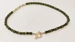 オリーブグリーン　バンブー型ネックレス　チョーカー