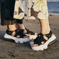 NIKE ナイキ エアマックスココ スポーツサンダル 黒 24