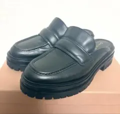 ジャンヴィトロッシ ローファー　サンダル　371/2 レザーのサムネイル