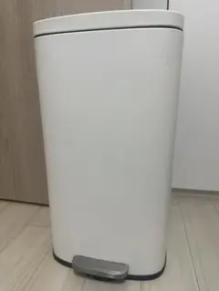 大阪市　直接取引希望　ゴミ箱　ペダルペール バゲット 30L
