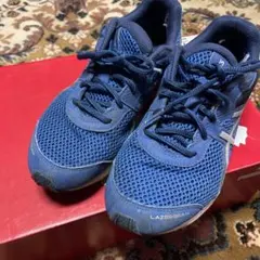 ASICS LAZER BEAM ブルー スニーカー 24センチ　アシックスのサムネイル