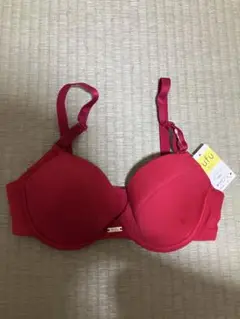 fufü 赤 D65 ブラジャー　ウイング　ワコール　新品未使用タグ付き