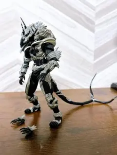 モンスターＸ　モンスターアーツ　モンスターエックス　モンスターx