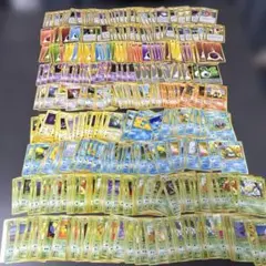 当時品 旧裏 ポケモンカード 被り無し100枚まとめ売り＋おまけエネルギー 当時品 旧裏 ポケモンカード 被り無し100枚まとめ売り＋おまけ