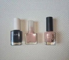 Forsythe＆ピンクベージュ＆nail laoquer＆JIC ネイルカラーのサムネイル