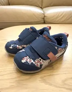 asics スニーカー ベルクロ