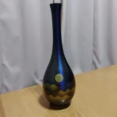 青銅花瓶 木箱付き 雲峰印入り - メルカリ