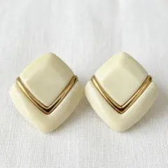 vintage ／70s スクエア型 ゴールド ビンテージイヤリング