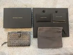 美品　BOTTEGA VENETA ボッテガ　二つ折り財布 イントレ ブロンズ 美品 BOTTEGA VENETA ボッテガ 二つ折り財布 イントレ ブロンズ - メルカリ