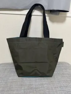 Item thumbnail for item 0babd7bf-f735-4de2-b623-23c317f5deb2