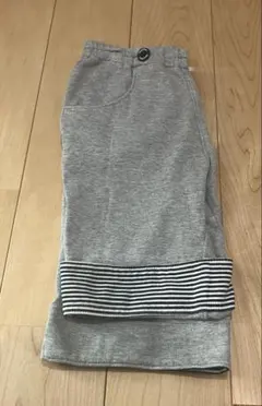 familiar グレー ストライプ裾 半ズボン　110センチ