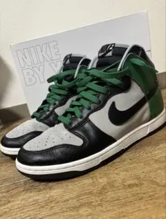 NIKE ダンクハイ ハイカット DUNK High スニーカー