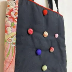 和装用トートバッグ 黒 花柄 ボタン風装飾