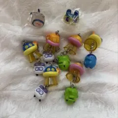 たまごっち ストラップ ミニフィギュア11体セット - メルカリ