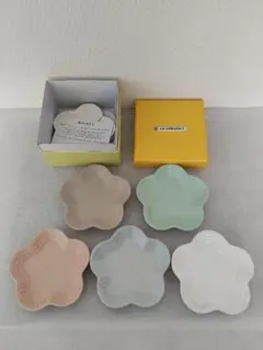 ル・クルーゼ フラワープレートLC23cm（4枚入）ソルベ - メルカリ