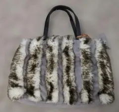 Item thumbnail for item 270b3f47-8aa4-4cbf-8b16-8aebed5f83e6