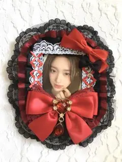 トレカケースデコ　硬質ケースデコ　赤　黒　レッド　ブラック