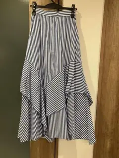 プラステ　フレアスカート