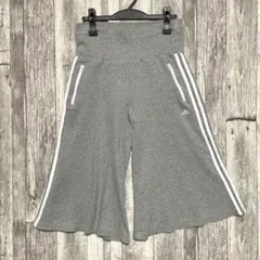adidas グレー ワイドレッグパンツ　L アディダス