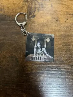 [miles] キーホルダー　アクリルキーホルダー　ミレイ　milet 2025年最新】milet キーホルダーの人気アイテム - メルカリ