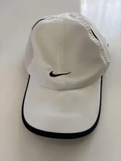 Nike ホワイトキャップ
