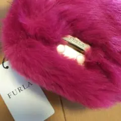 新品未使用⭐FURLA ファーポーチピンク チェーン定価18700