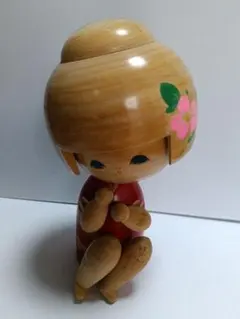 創作こけし 木彫り 置物 伝統工芸品 花柄 - メルカリ