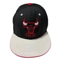 ニューエラ 59FIFTY シカゴ・ブルズ キャップ 黒×赤