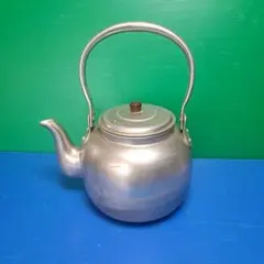 昭和レトロ　アルミ製 やかんのサムネイル