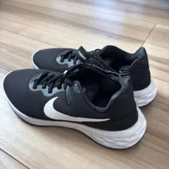 【ほぼ未使用】NIKEランニングシューズ25.5（US7.5）